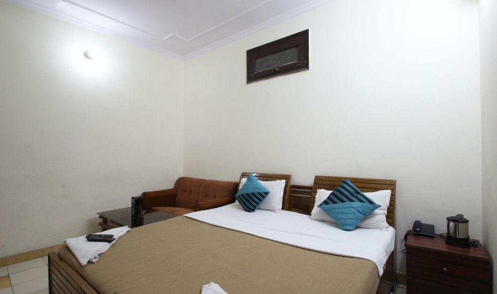 Hotel Airport Inn Нью-Делі Екстер'єр фото