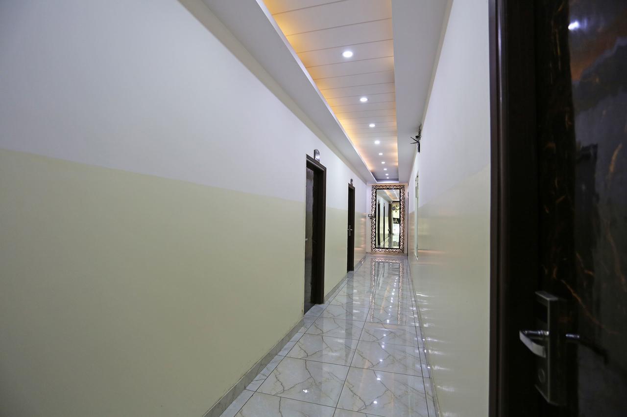 Hotel Airport Inn Нью-Делі Екстер'єр фото