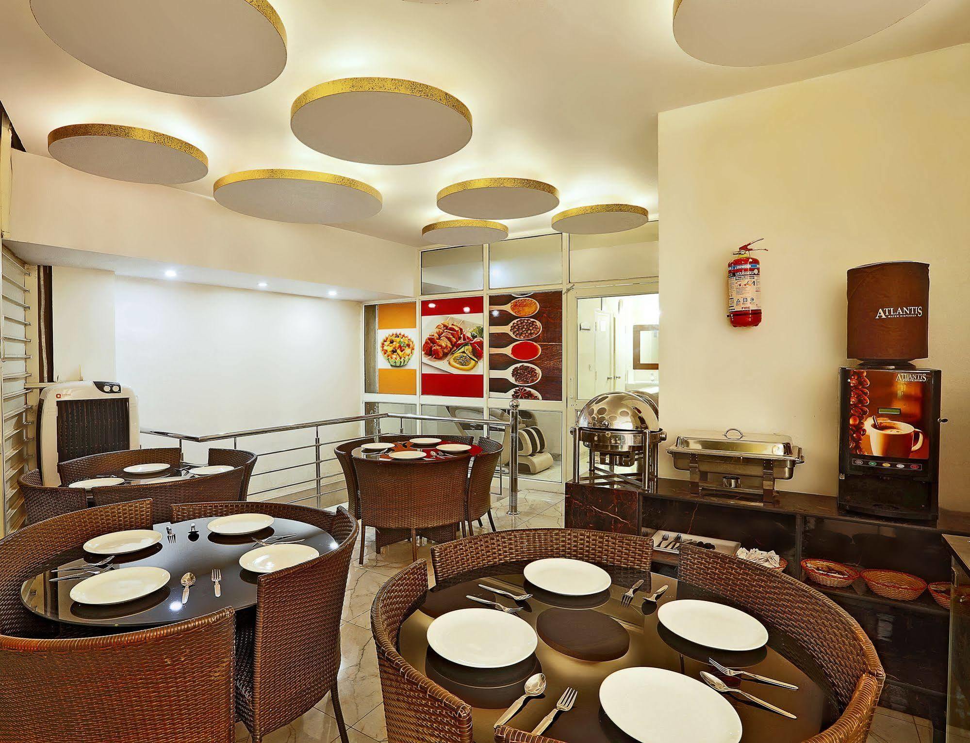 Hotel Airport Inn Нью-Делі Екстер'єр фото
